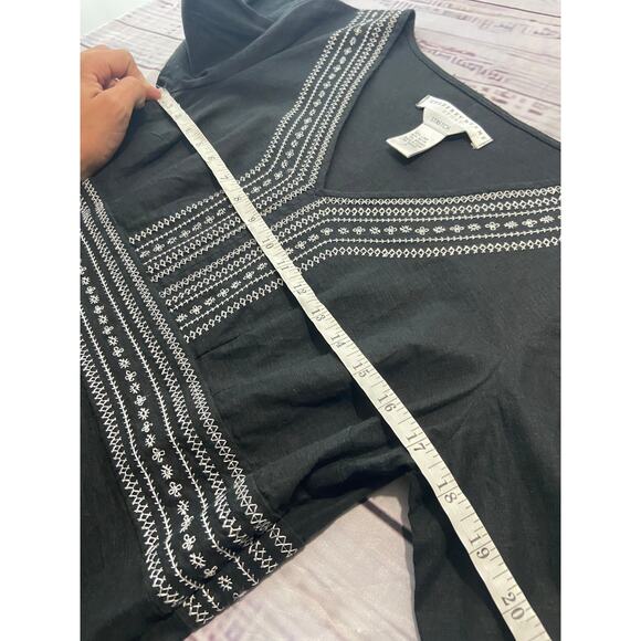 Geoffrey Beene Sport Linen Top Women 8 Black Embroider 3/4 Sleeve V Neck Stretch - Picture 6 of 10